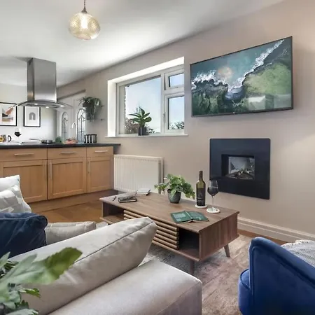 Scar View - Getaway For Two Holiday home *