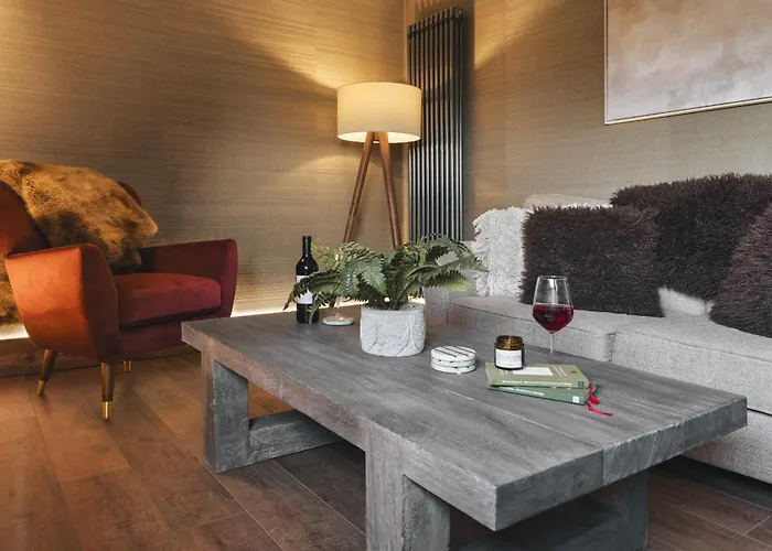 Scar View - Getaway For Two - Ridgestone * Underbarrow